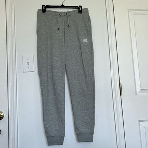 NWOT womens gray nike sweatpants joggers